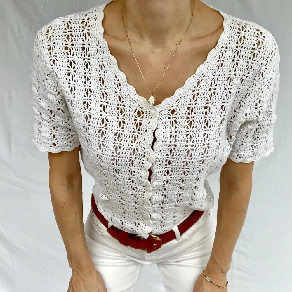 SOLD ❌ Crocheted top short sleeves size M vintage woman’s - Picture 2 of 12